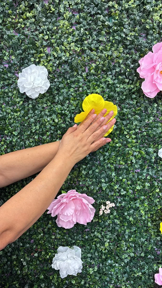 Nail tech at Nail Queen salon in Los Angeles