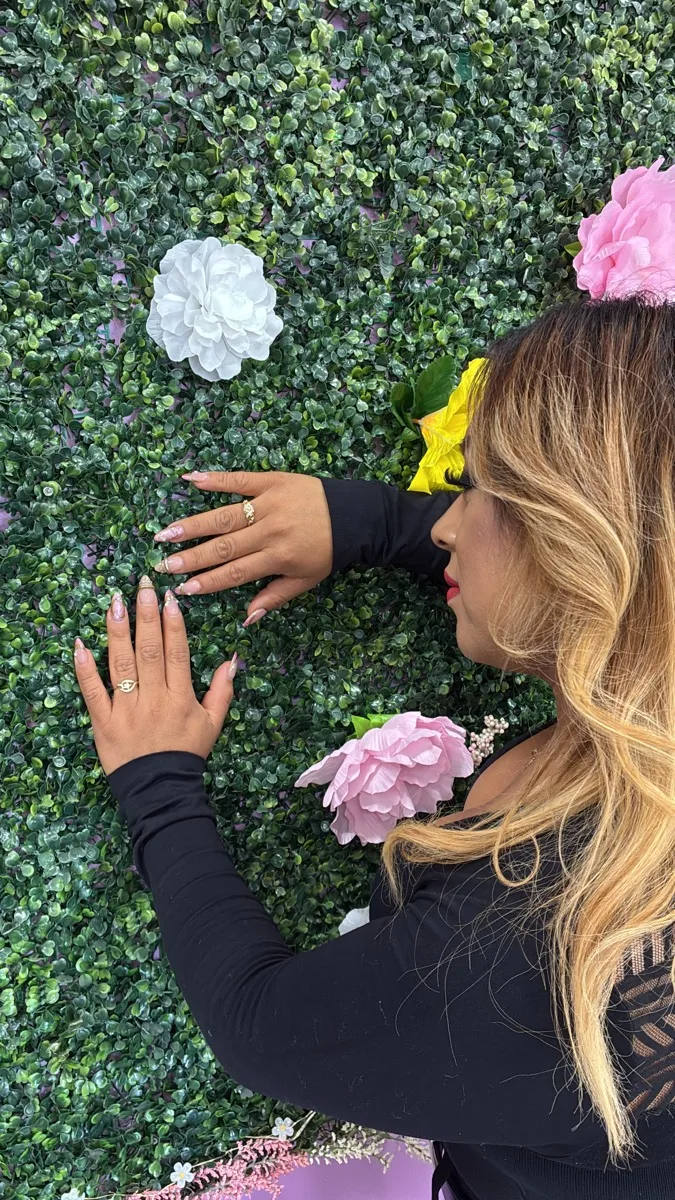 Nail tech at Nail Queen salon in Los Angeles