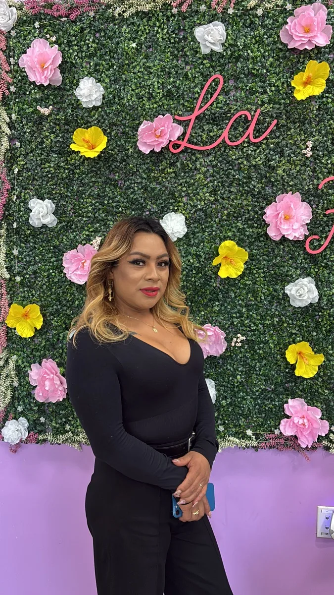Nail tech at Nail Queen salon in Los Angeles