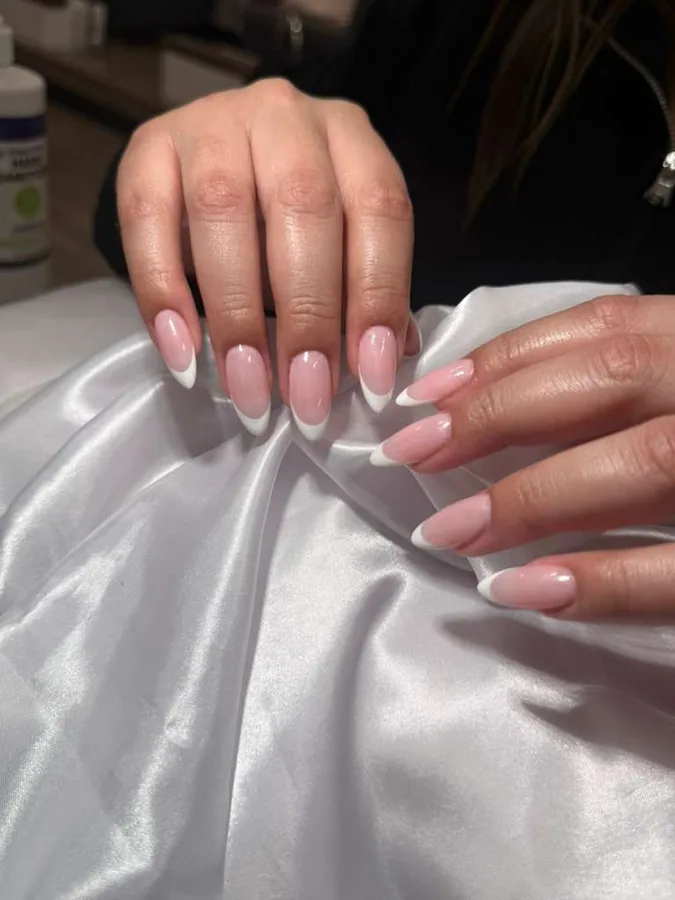 Natural pink almond nails by Jessica